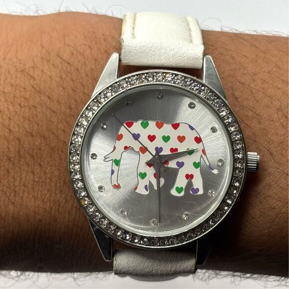 White Heart Elephant Watch - Picture 2 of 5